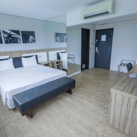 Ibis Styles Confins Aeroporto Hotel Лагоа Санта Екстериор снимка