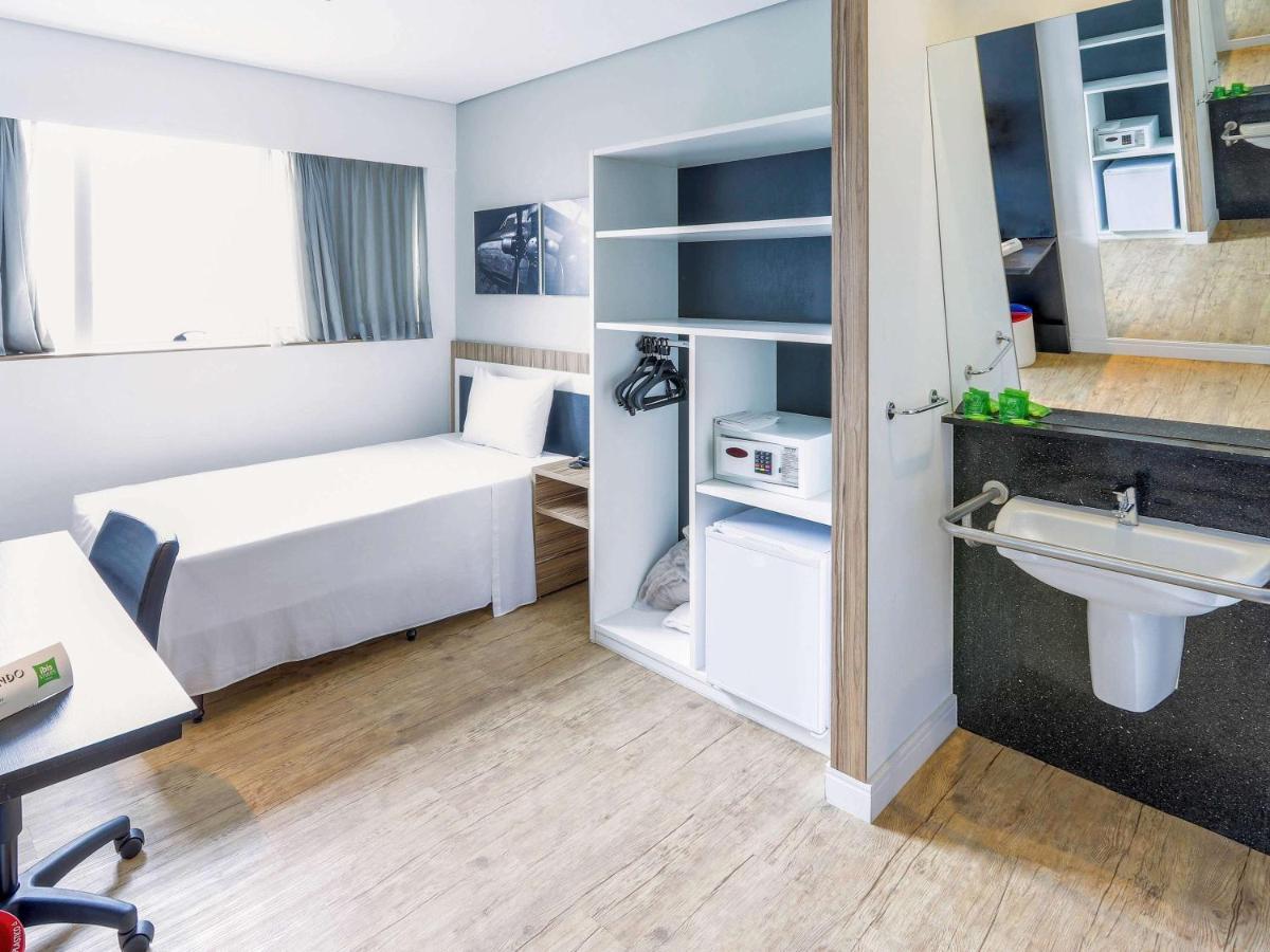 Ibis Styles Confins Aeroporto Hotel Лагоа Санта Екстериор снимка