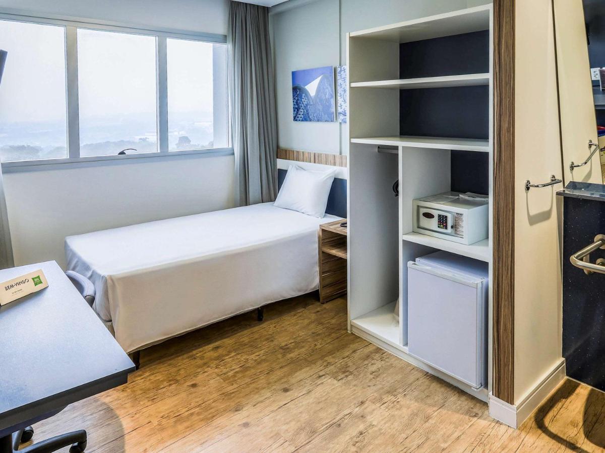 Ibis Styles Confins Aeroporto Hotel Лагоа Санта Екстериор снимка