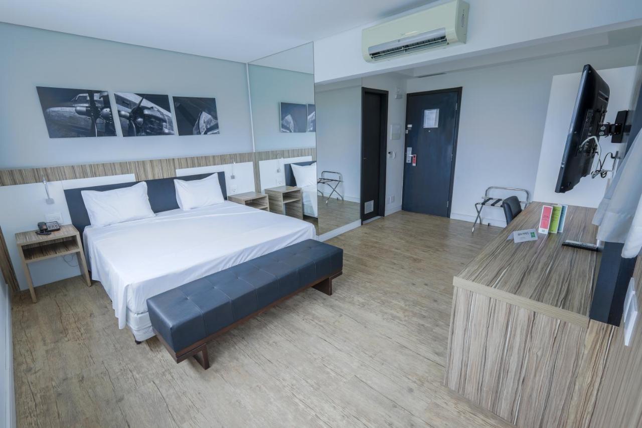 Ibis Styles Confins Aeroporto Hotel Лагоа Санта Екстериор снимка